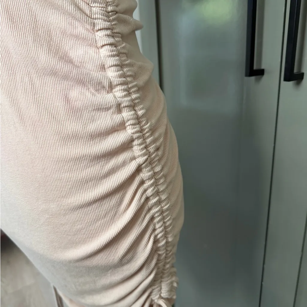 Chic Long Sleeve Ruched Midi Dress - Image 4