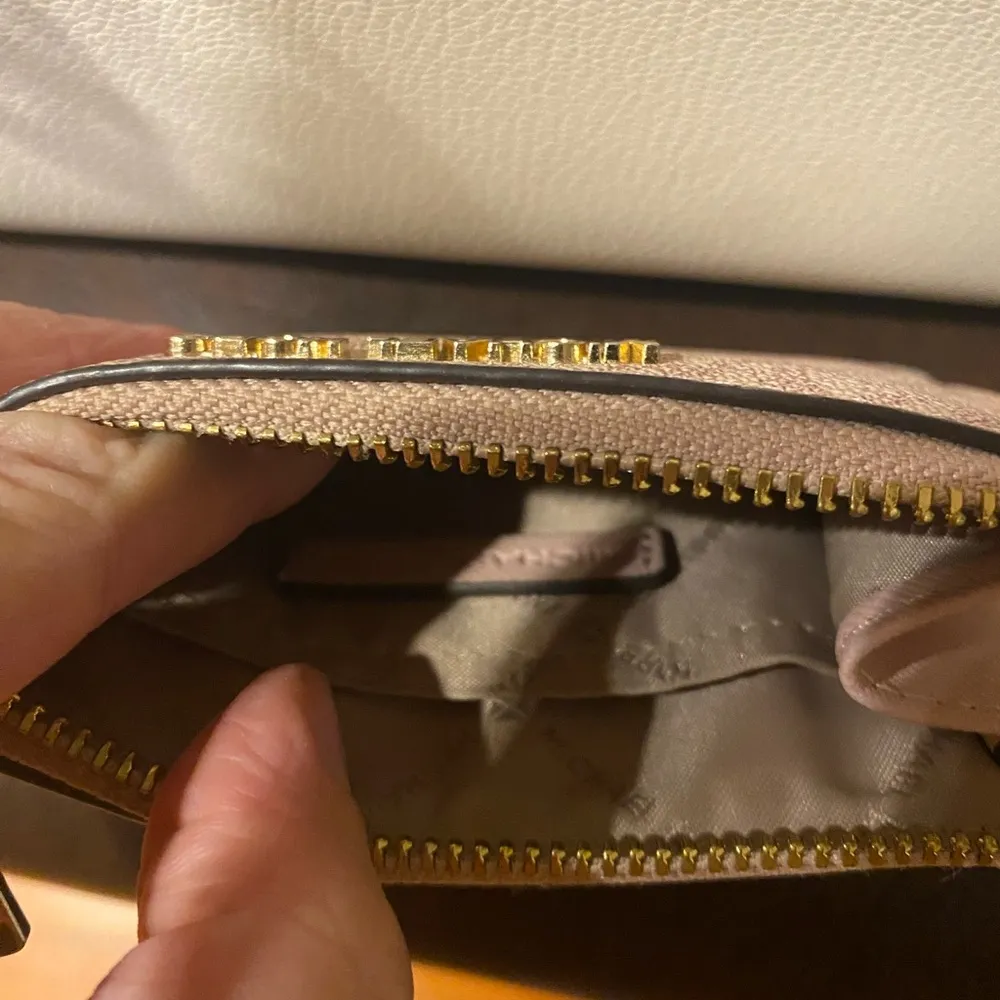 Avril Crossbody & Satchel Purse & Pink Jetset Wallet - Image 9