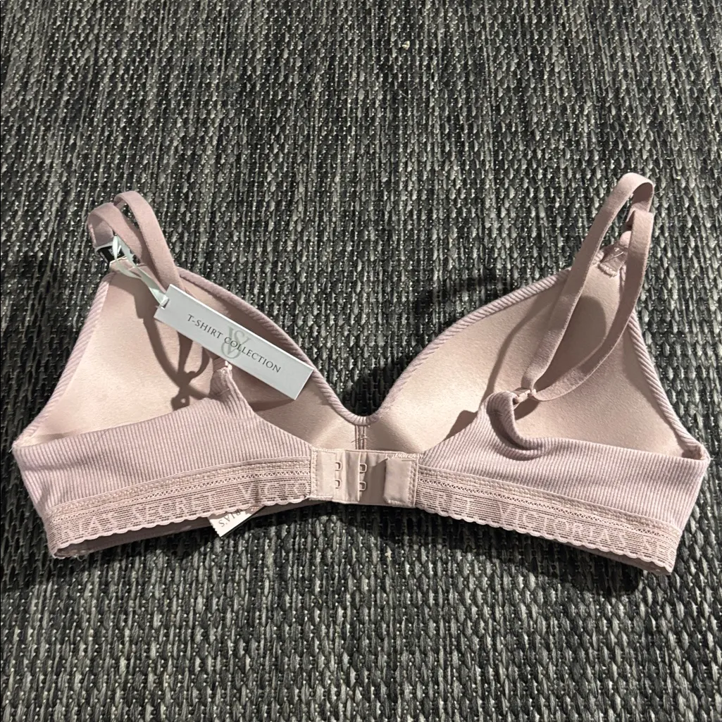 Victoria secret t-shirt lightly lined wireless bra - Image 4