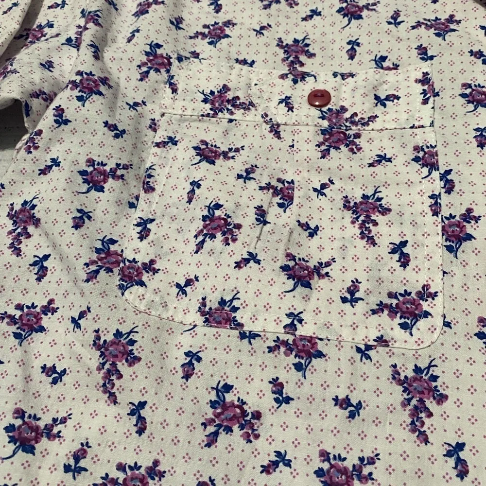 Vintage floral cropped button down Size L - Image 8