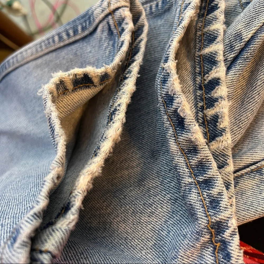 Vintage Tommy Hilfiger Jeans Old School No Stretch w/5 Pockets and Distr… - Image 11