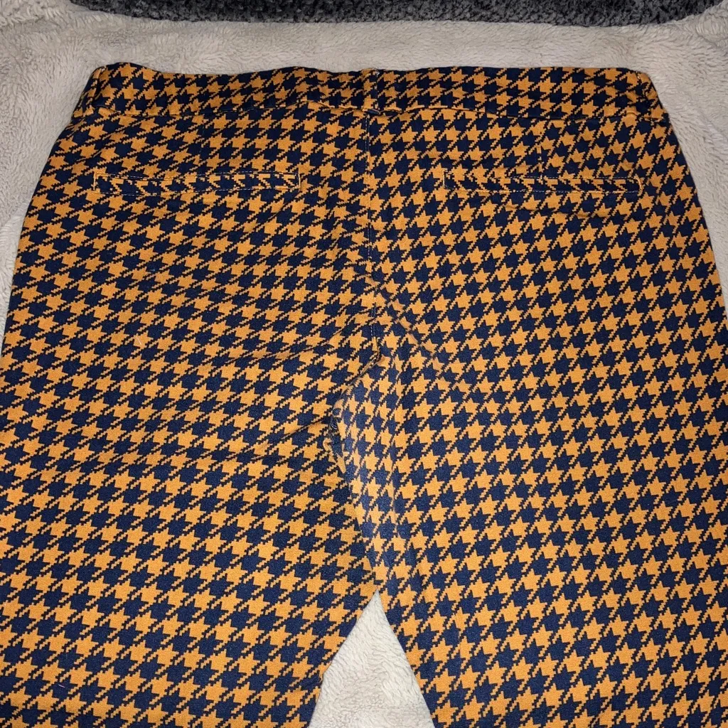 Old Navy Pixie Ankle Pants, Size 14 - Image 3