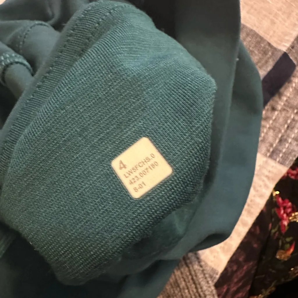 Lululemon Align High-Rise Mini-Flared Pant Size 4 - Image 4