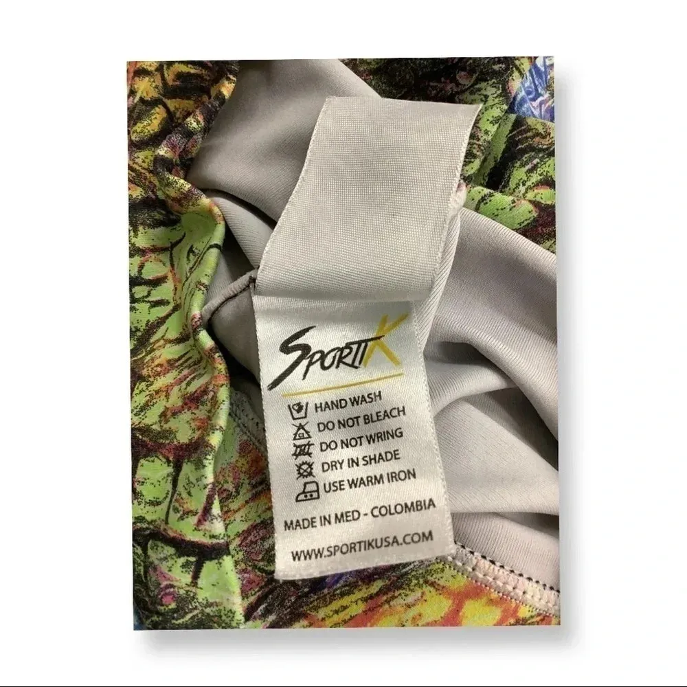 SporttK Size S/M Mulri Color Activewear Set, Made in Colombia. Preloved Green - Image 7