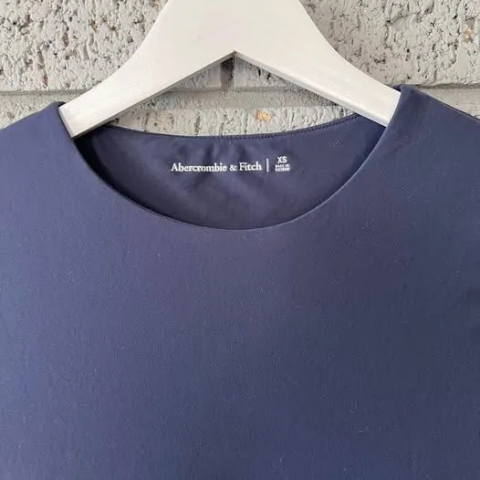 Abercrombie & Fitch Soft Matte Seamless Tuckable Baby Tee Blue Size XS - Image 7