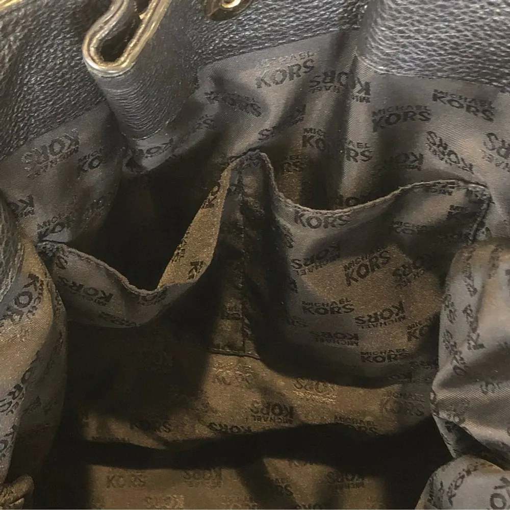 MICHAEL KORS Gansevoort Black Tumbled Leather Shoulder Bag Crossbody Totei - Image 15