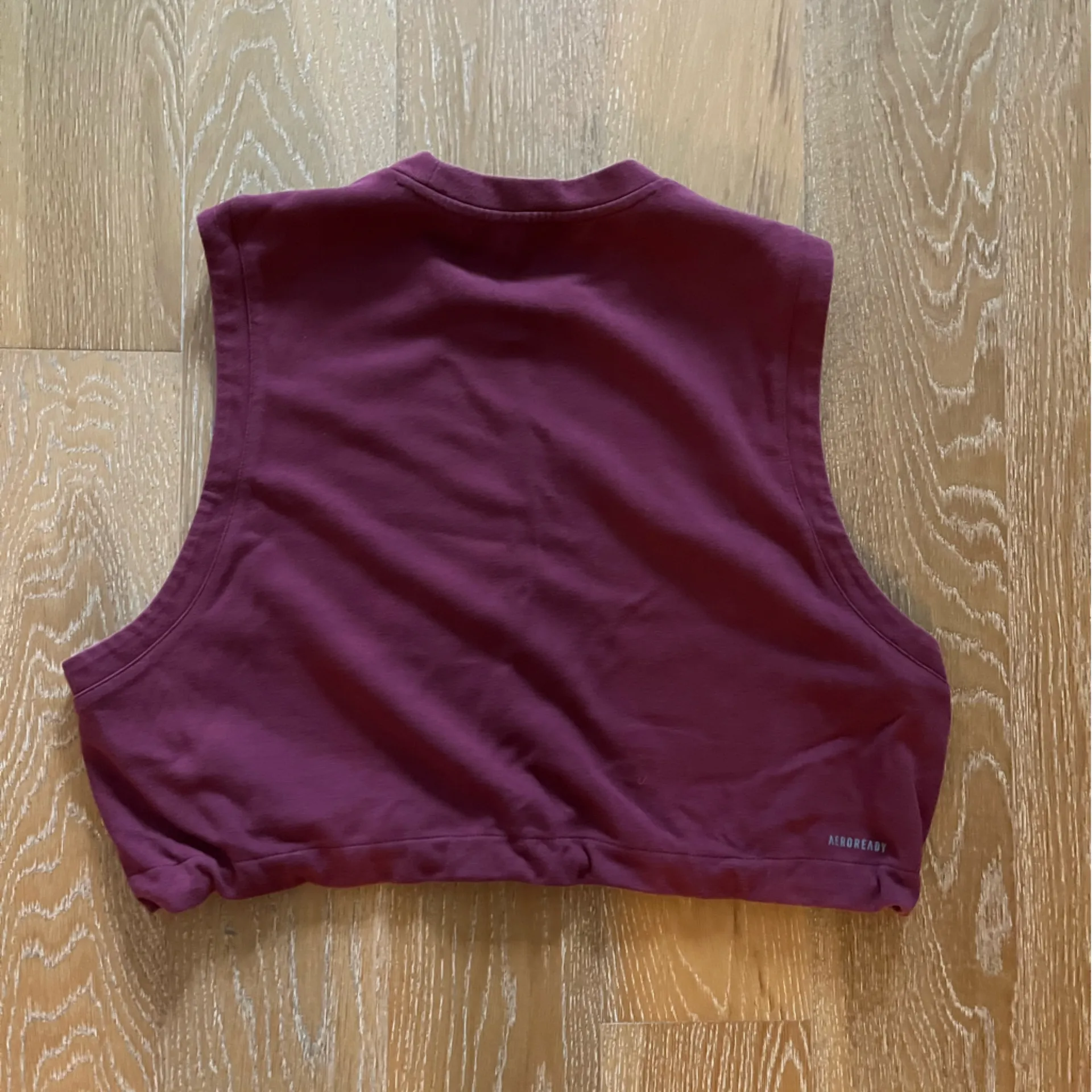 Adidas Maroon Crop Top gently worn - Image 9