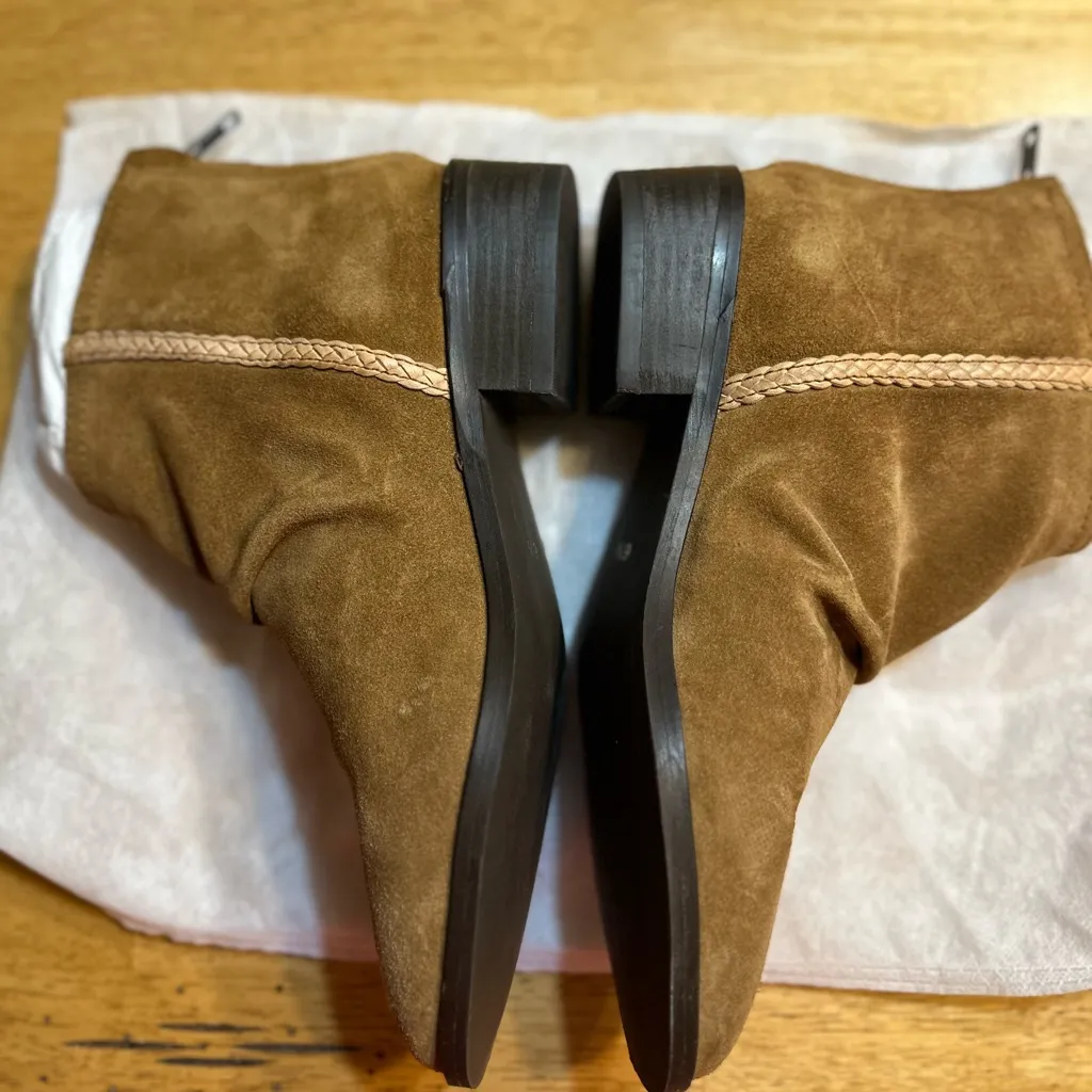 Journee Signature Bree Bootie  (Women's) - Suede Cognac - Sz 6.5 - Image 4