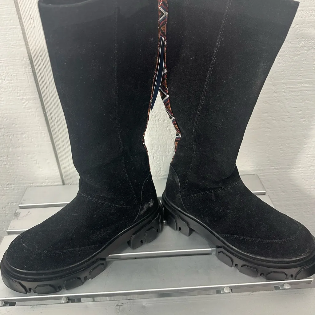 Farm Rio Shoes Farm Rio Black  Boots Size 6 NWOT - Image 10