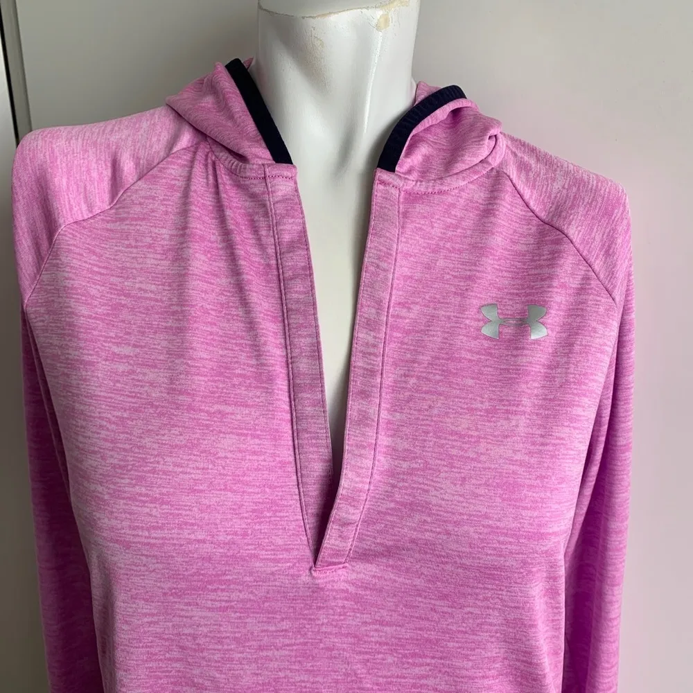 Under Armour heatgear purple long sleeve hooded t-shirt Medium - Image 3