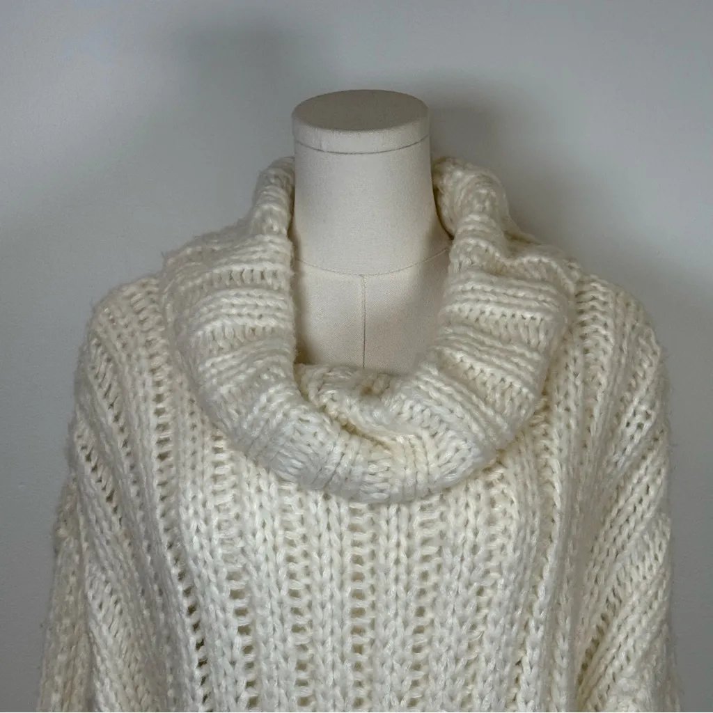 New! Forever 21 Chunky Knit Cowl Neck Sweater Winter White Women’s Size Large - Image 2