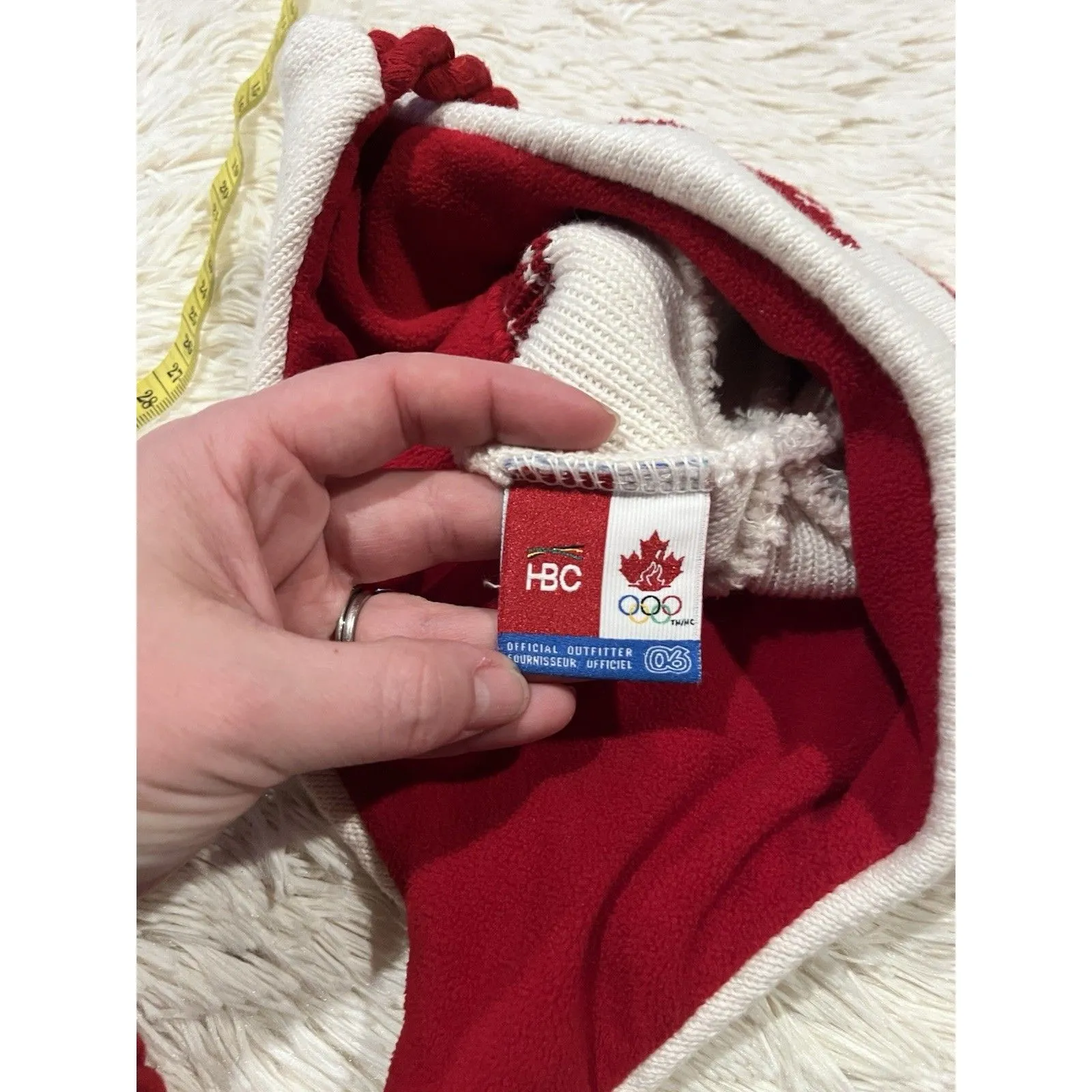 HBC Canada Olympics Toque Beanie Hat Adult One Size Torino 2006 Red Tassels - Image 5