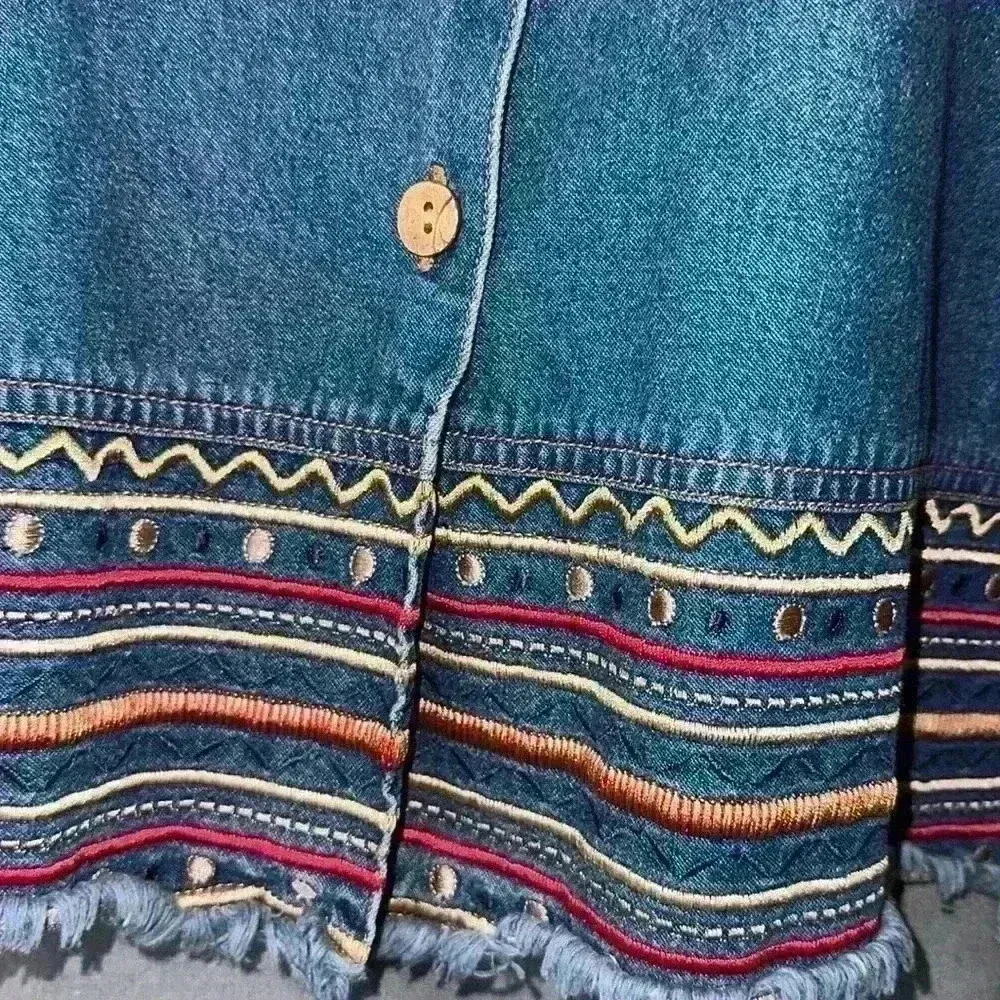 Mountain Lake women's Casuals denim top size S - Image 7