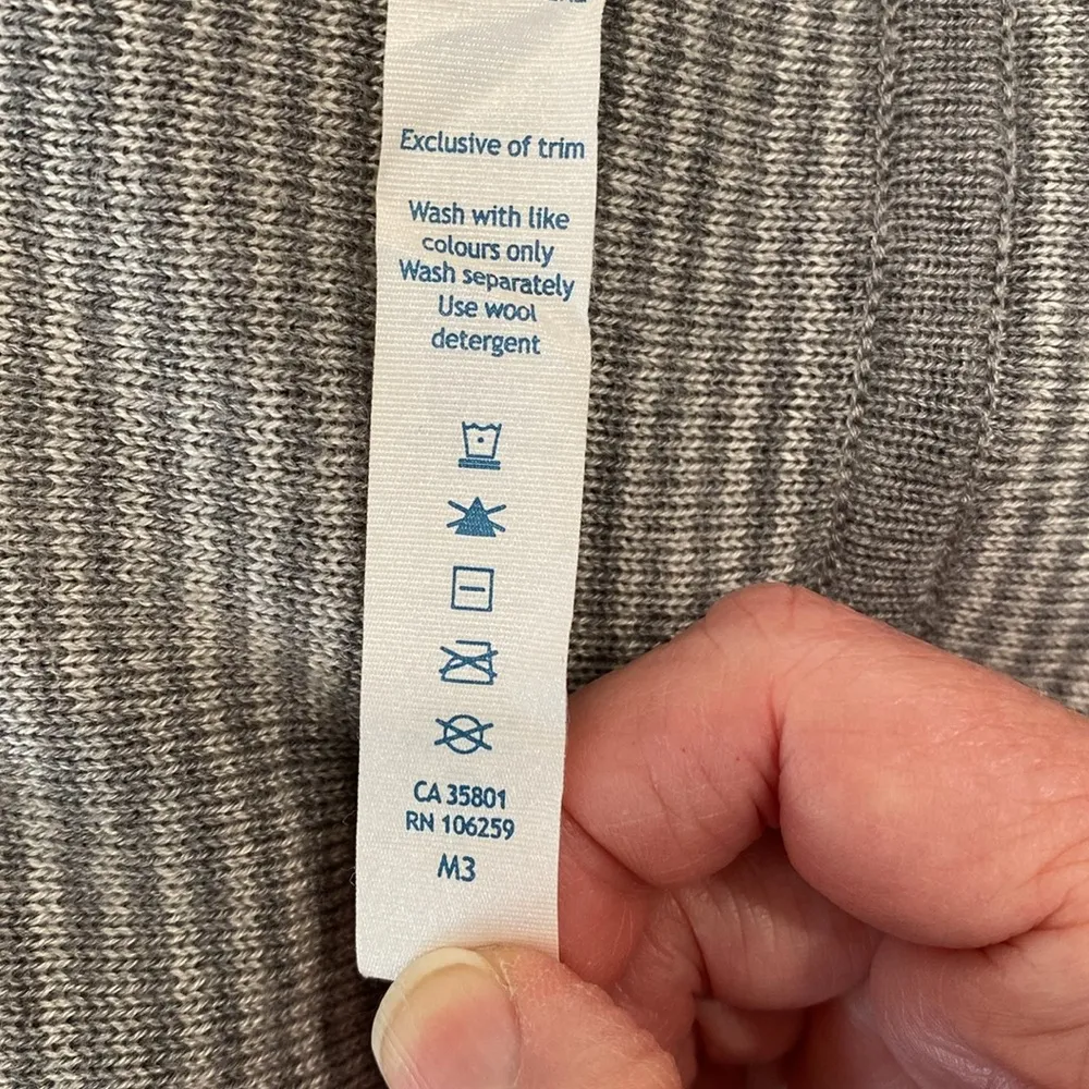 Lululemon knit shrug sweater Gray striped sweater Size 4 - Image 7