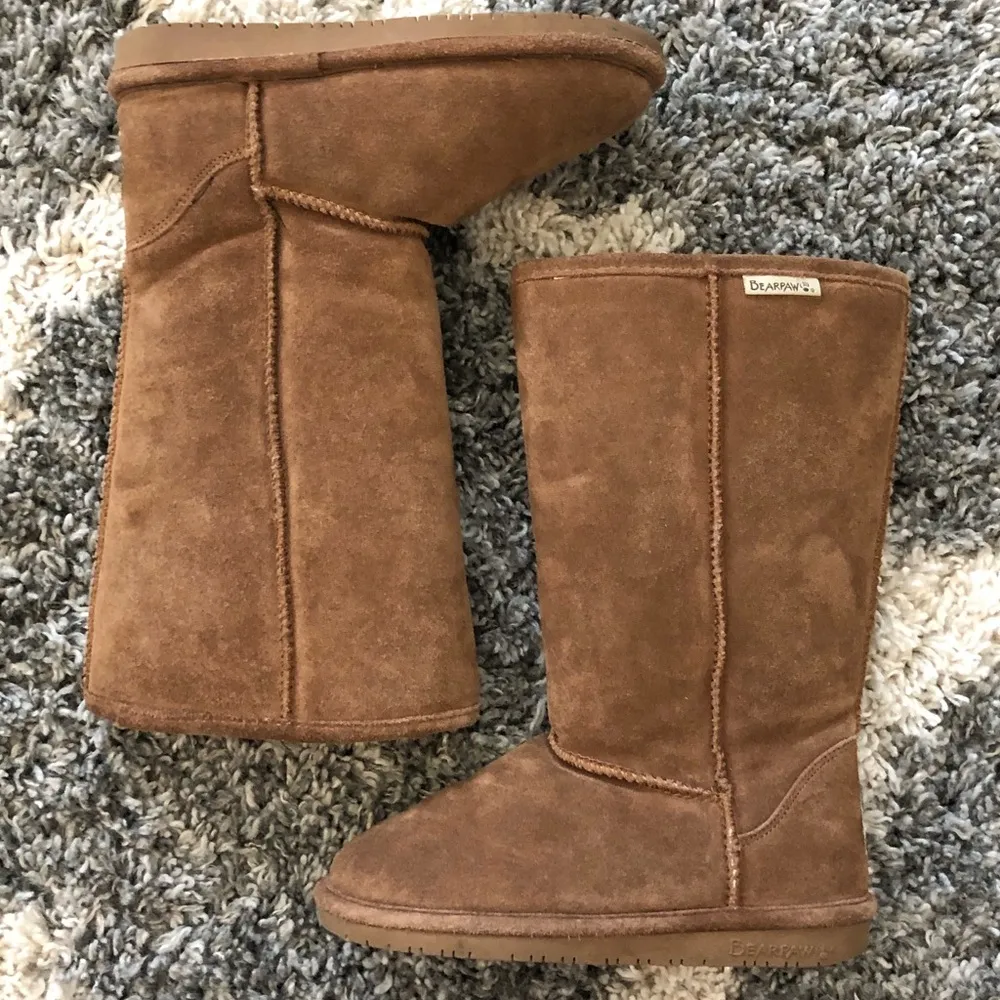 BEARPAW  Emma Tall Winter Boots, Size 5 - Image 3