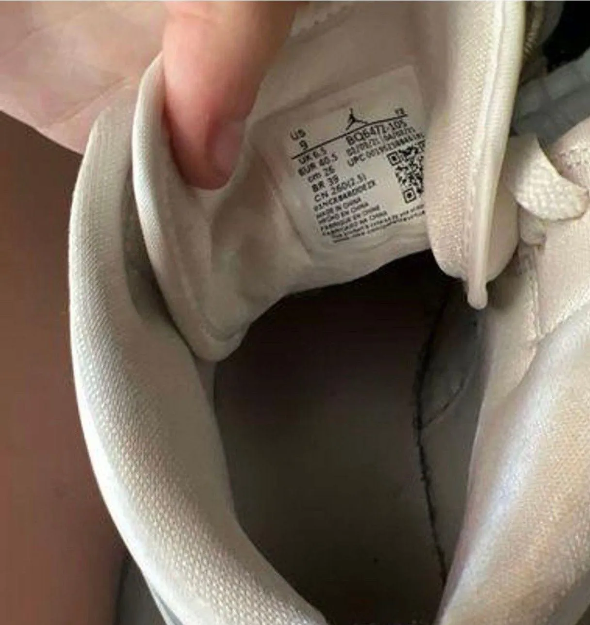 Jordan 1 Wolf Gray - Image 4