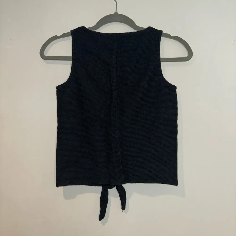 Madewell Texture & Thread Button-Front Tie V-Neck Tank Top in Black - Size XXS - Image 5