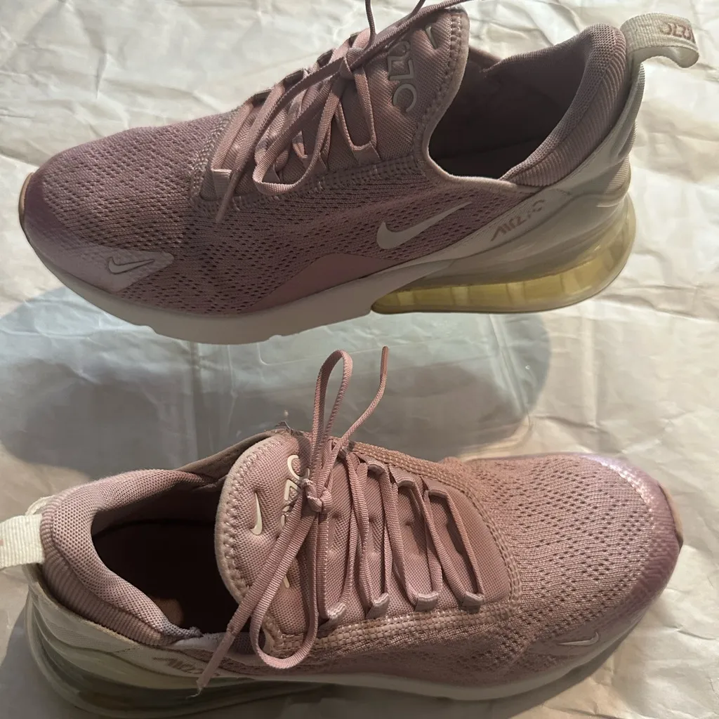 Nike Women's Air Max 270 Light Pink Athletic Shoes - Image 3