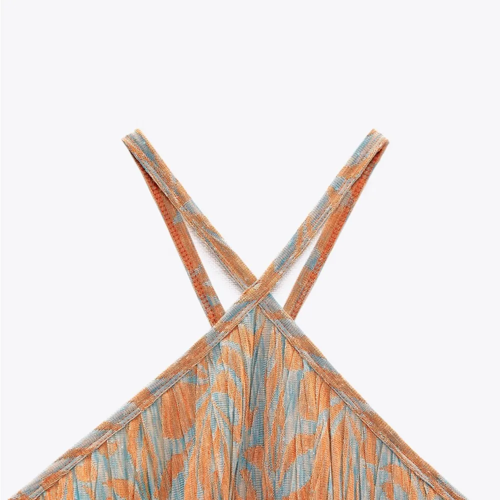 NWT ZARA JACQUARD HALTER TOP CRINKLE FABRIC   BLOGGERS FAV MEDIUM - Image 9