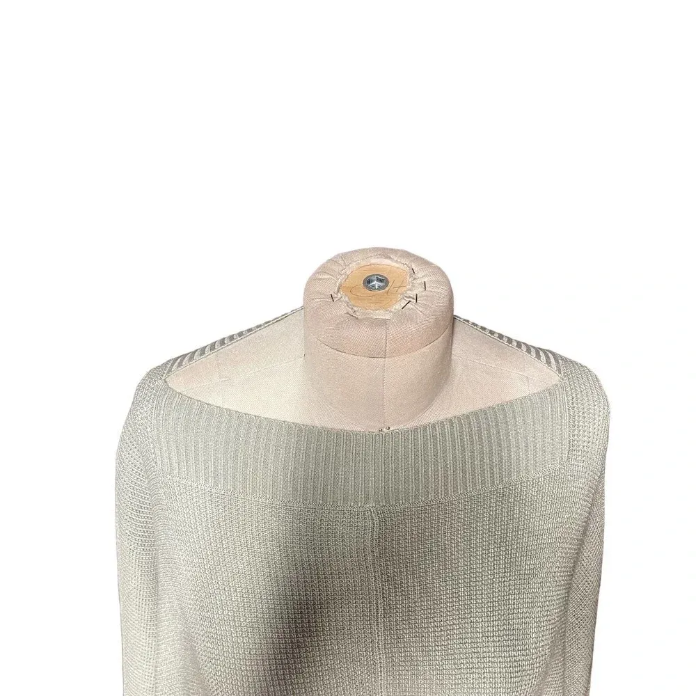 Lululemon Forward‎ Flow Poncho in Sage Green One Size - Image 2