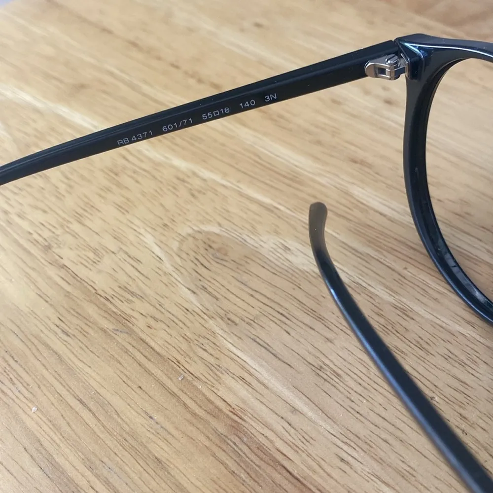 Ray-Ban Sunglasses RB4371 601/71 55 18 140 3N Black Frame - Image 6