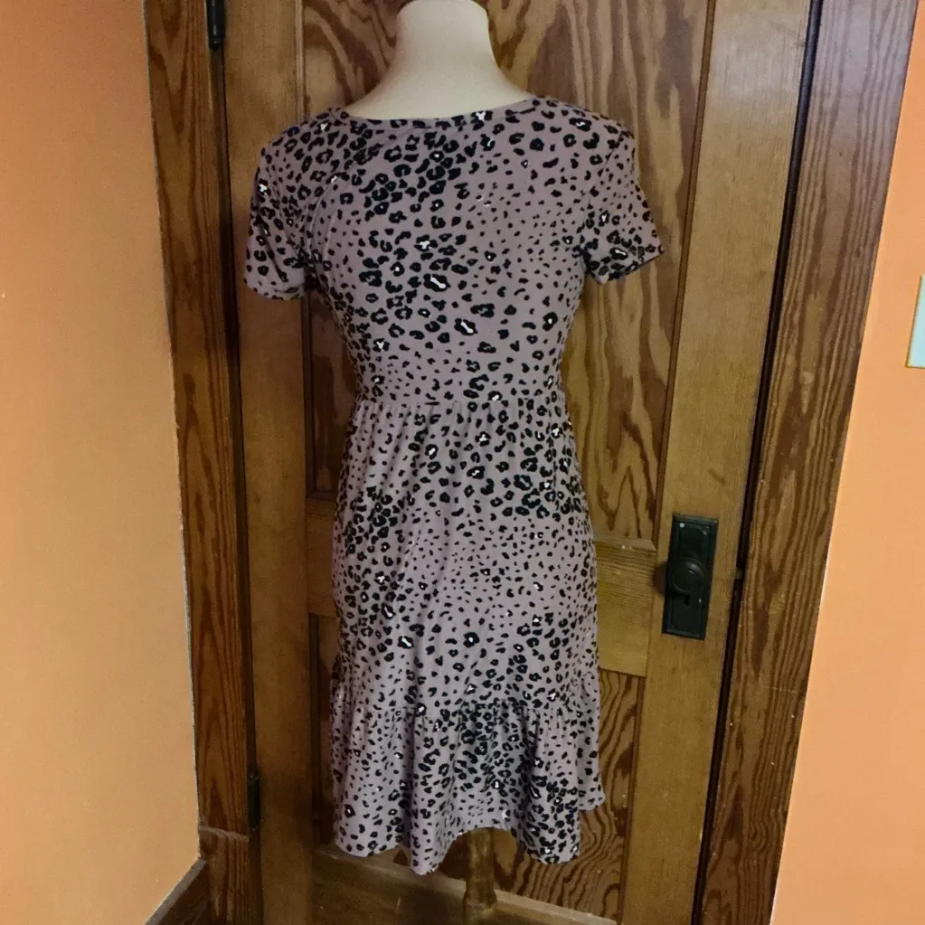 Pink Rose Cheetah ruffle dress - Image 10