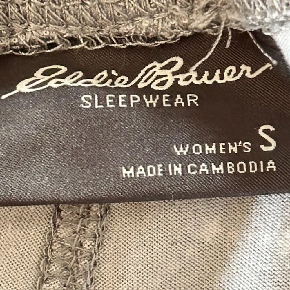 Eddie Bauer Gray & White Star Print Tank and Pajama Pants Set, size Small - Image 10