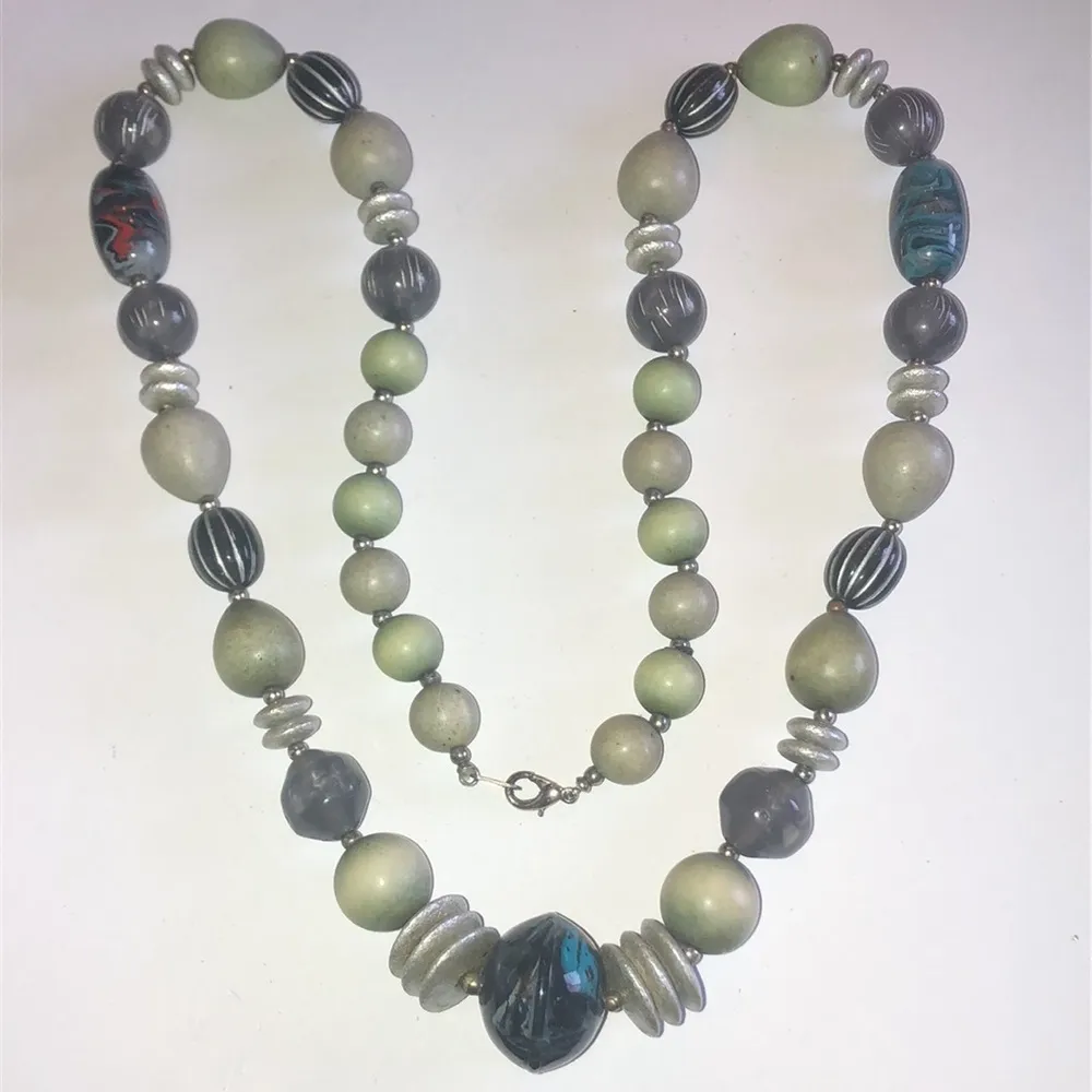 Vintage Light Green Marbled Chunky Beads Beaded Boho Retro Necklace - Image 7