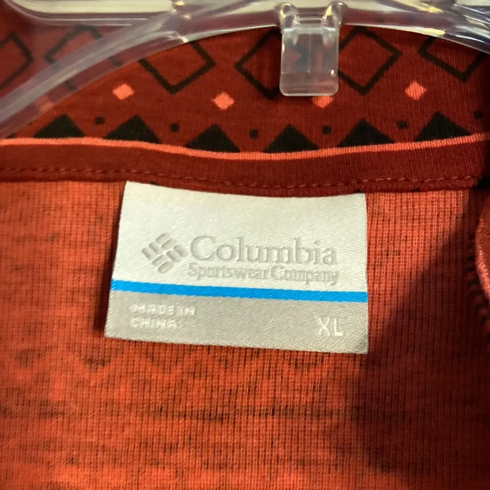 Columbia Women Drifted Snow half zip Shirt size XL brand new - Image 8