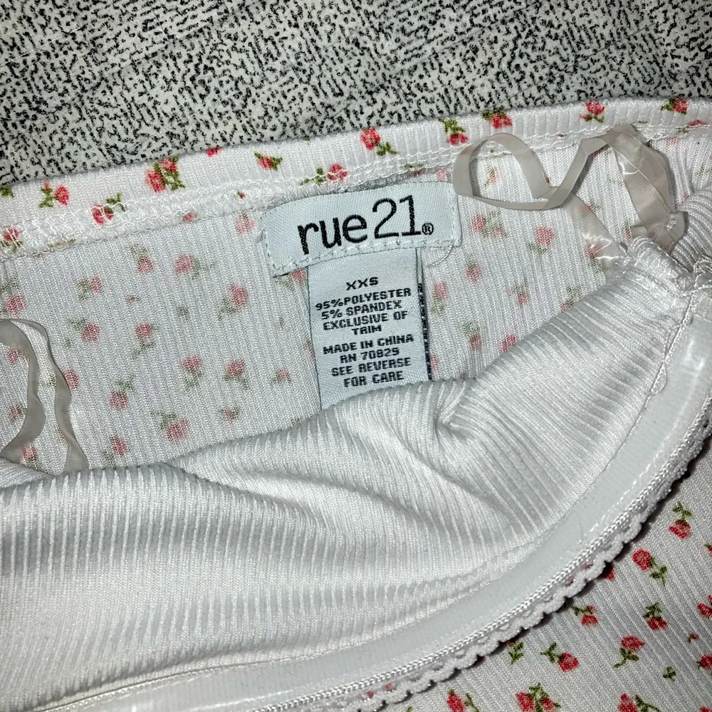 Rue21 White & Pink Floral Tube Top - Image 3