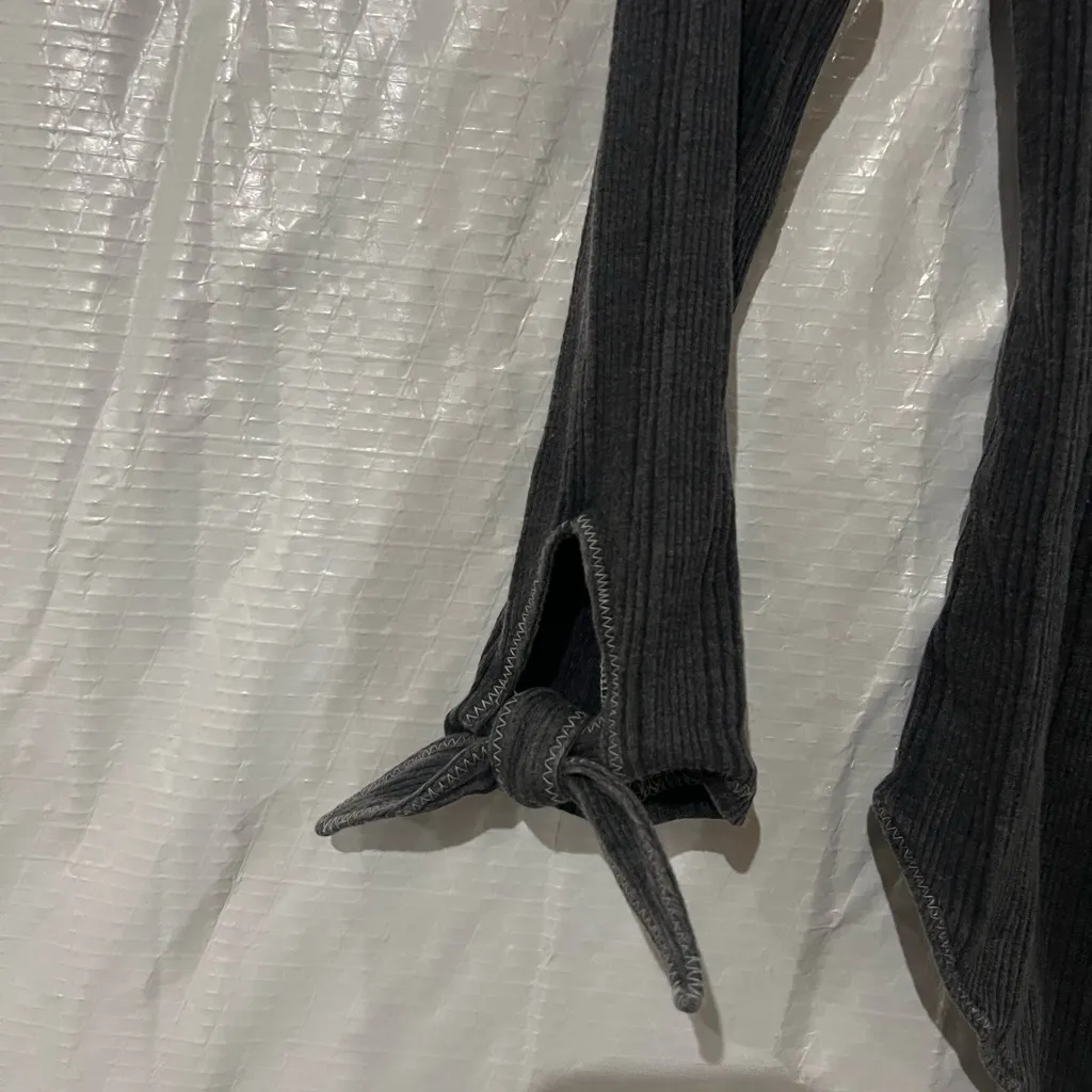 NEW Intimately Free People Gray Ribbed Tie Sleeve Bodysuit Size Small - Image 2