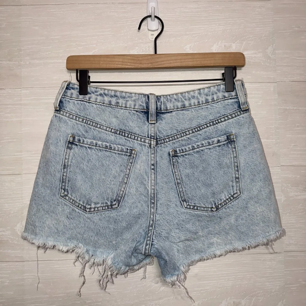 Harper Heritage High Rise Distressed Denim Shorts Size 25 Light Wash Raw Hem - Image 5