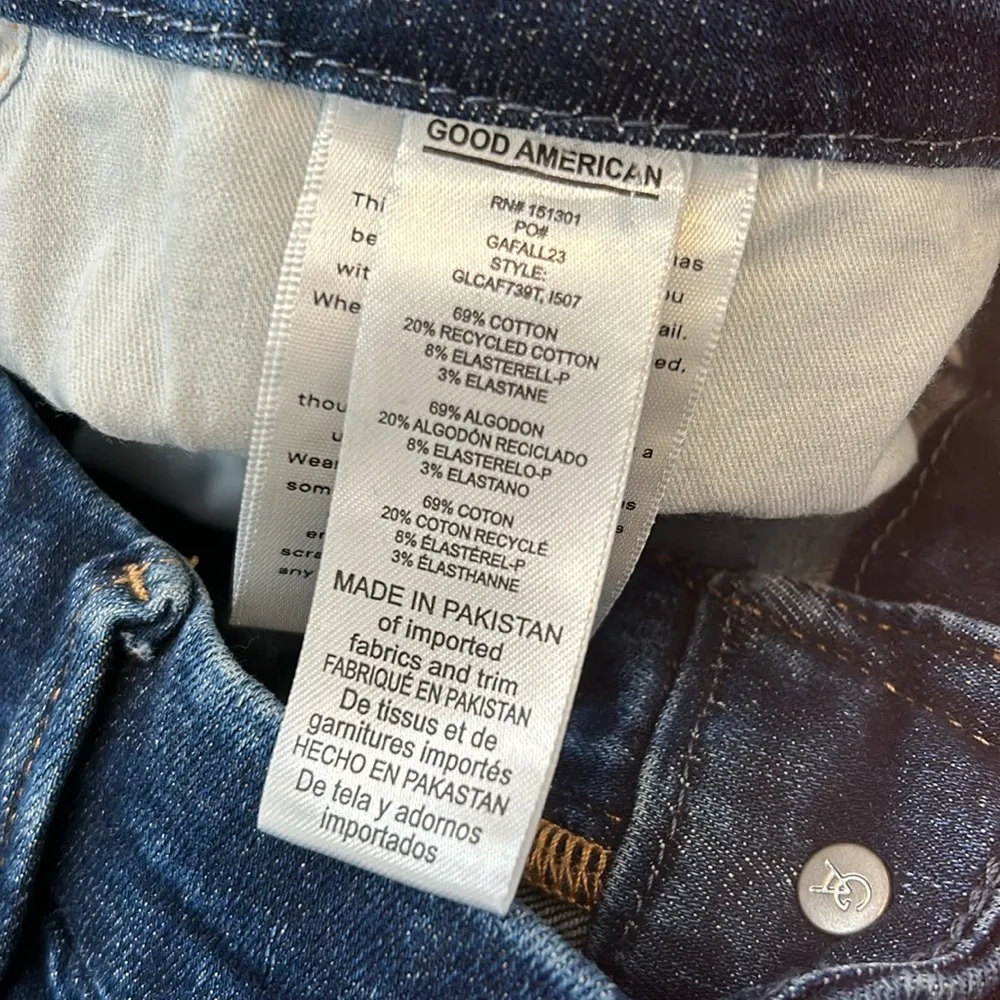 Good American Always Fits Good Legs Crop - Image 11