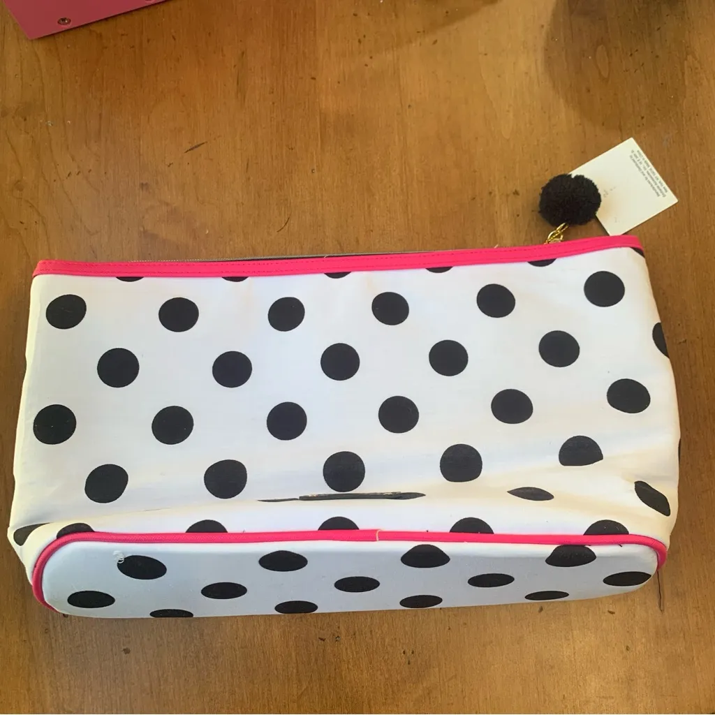 Kensie Zip Cosmetic Pouch Bag Black and White New With Tags - Image 5