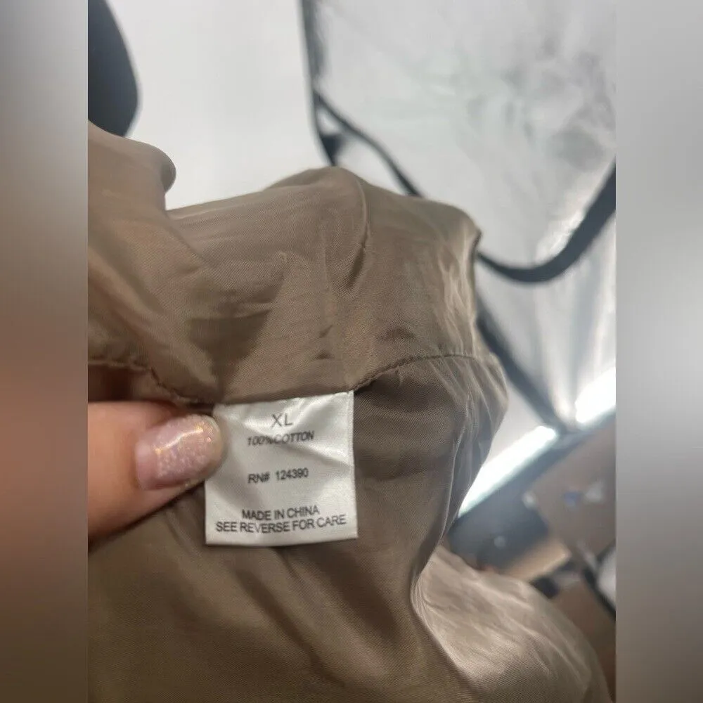 Women's trenchcoat extra large tan missing‎ two buttons Brown Size XL - Image 3