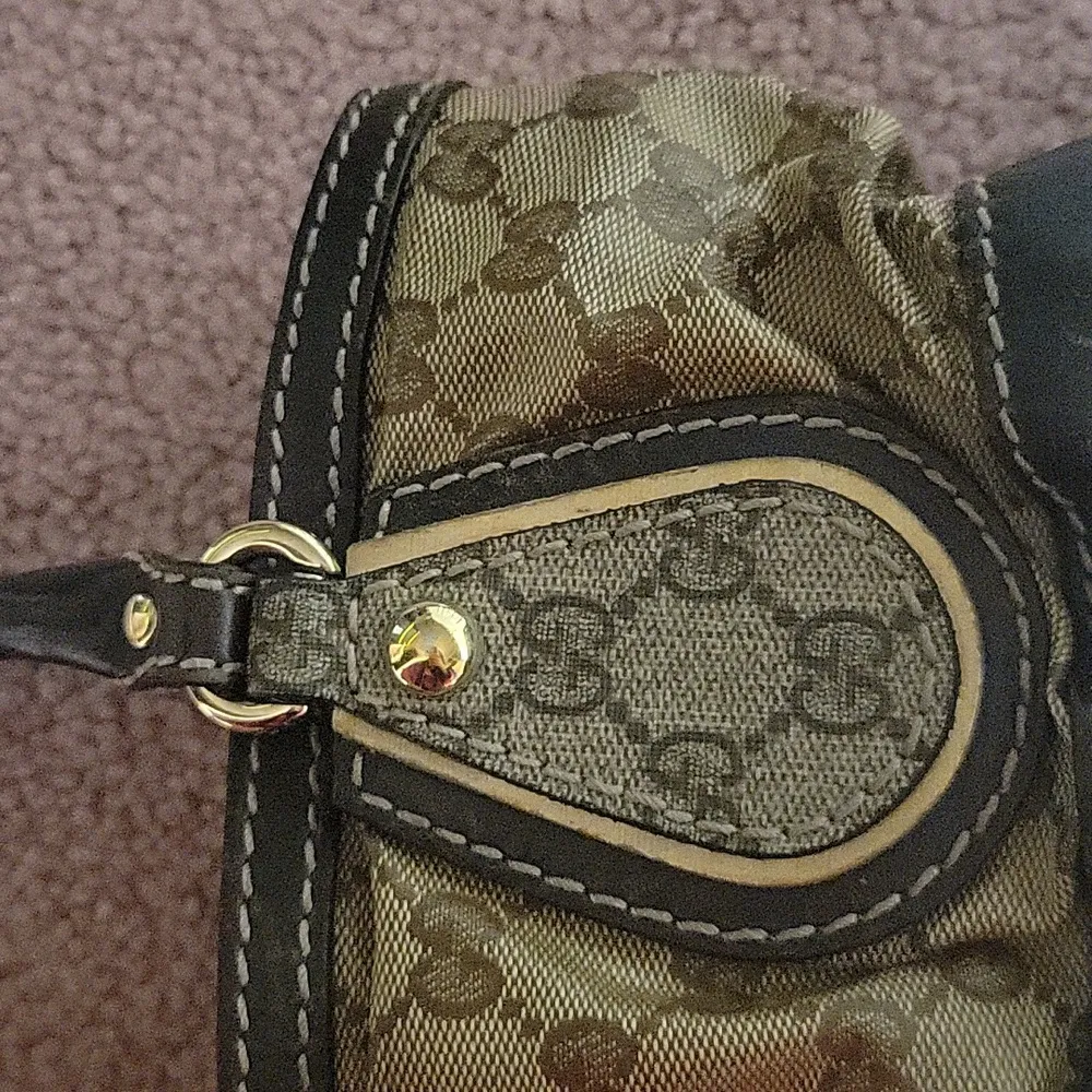 Gucci  Crystal Mix Supreme Bag - Image 12