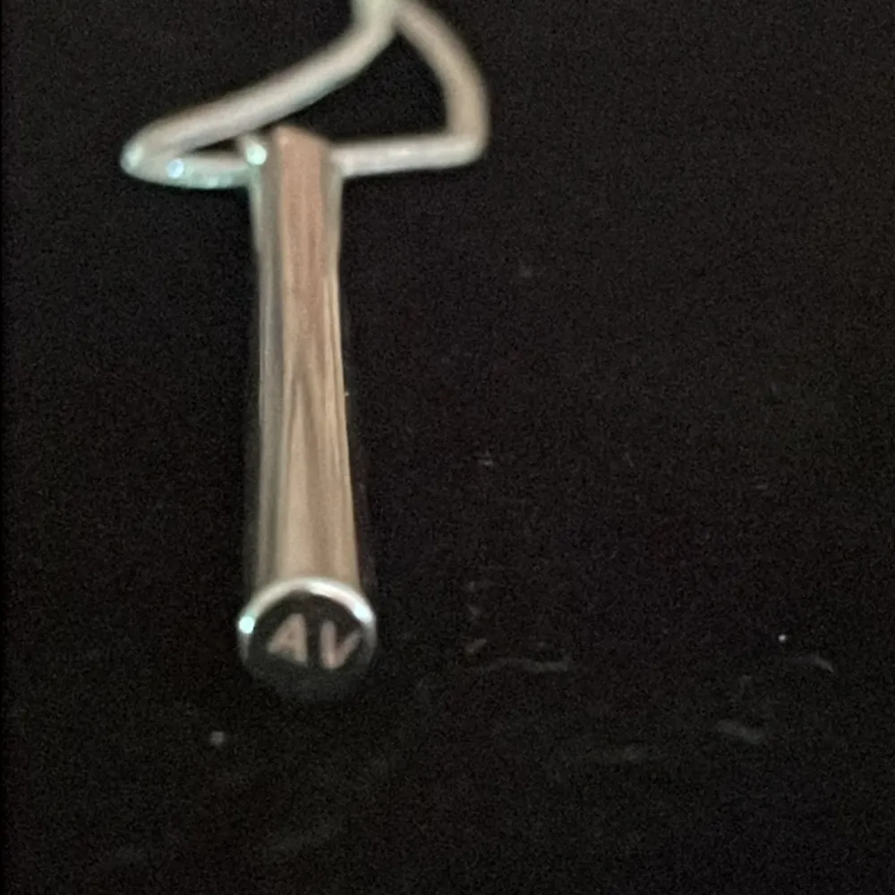 Adrienne Vittadini Silver Tone Tube Cylinder Bar Pendant Necklace - Image 4