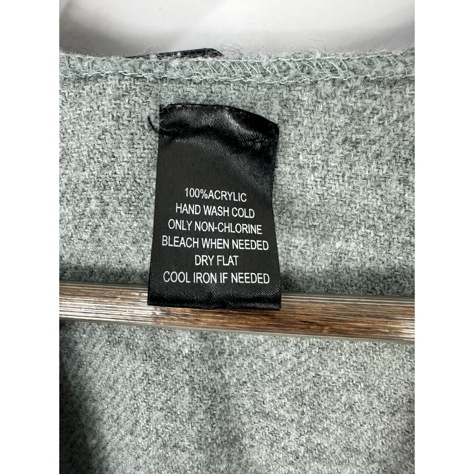 Fraas Gray Fringe Shawl Wrap Poncho Boho Minimalist Cozy Cottagecore Preppy Chic - Image 4