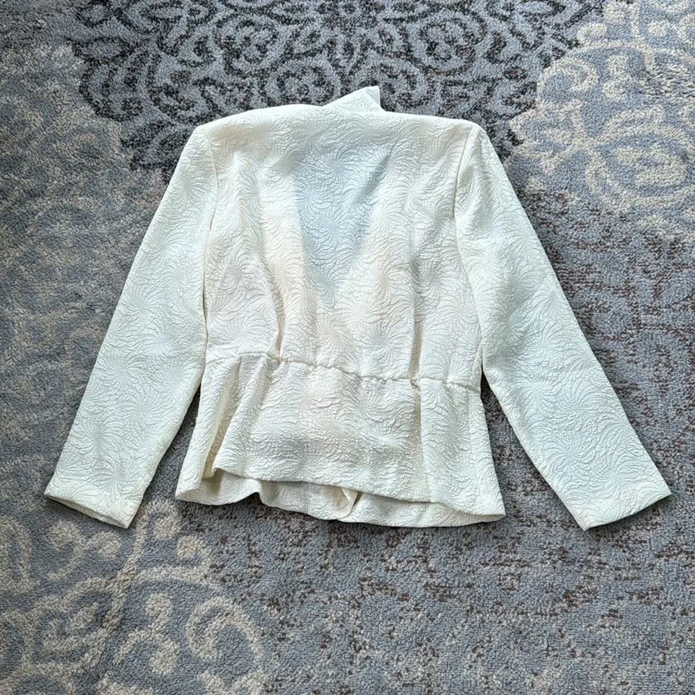 Vintage Leslie Fay Petites Textured Peplum Top & Skirt Set Black Cream 14 - Image 9