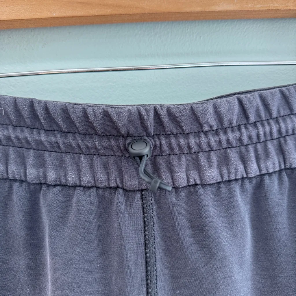 Lululemon Softstreme High-Rise Straight Leg Crop Black 4 - Image 9