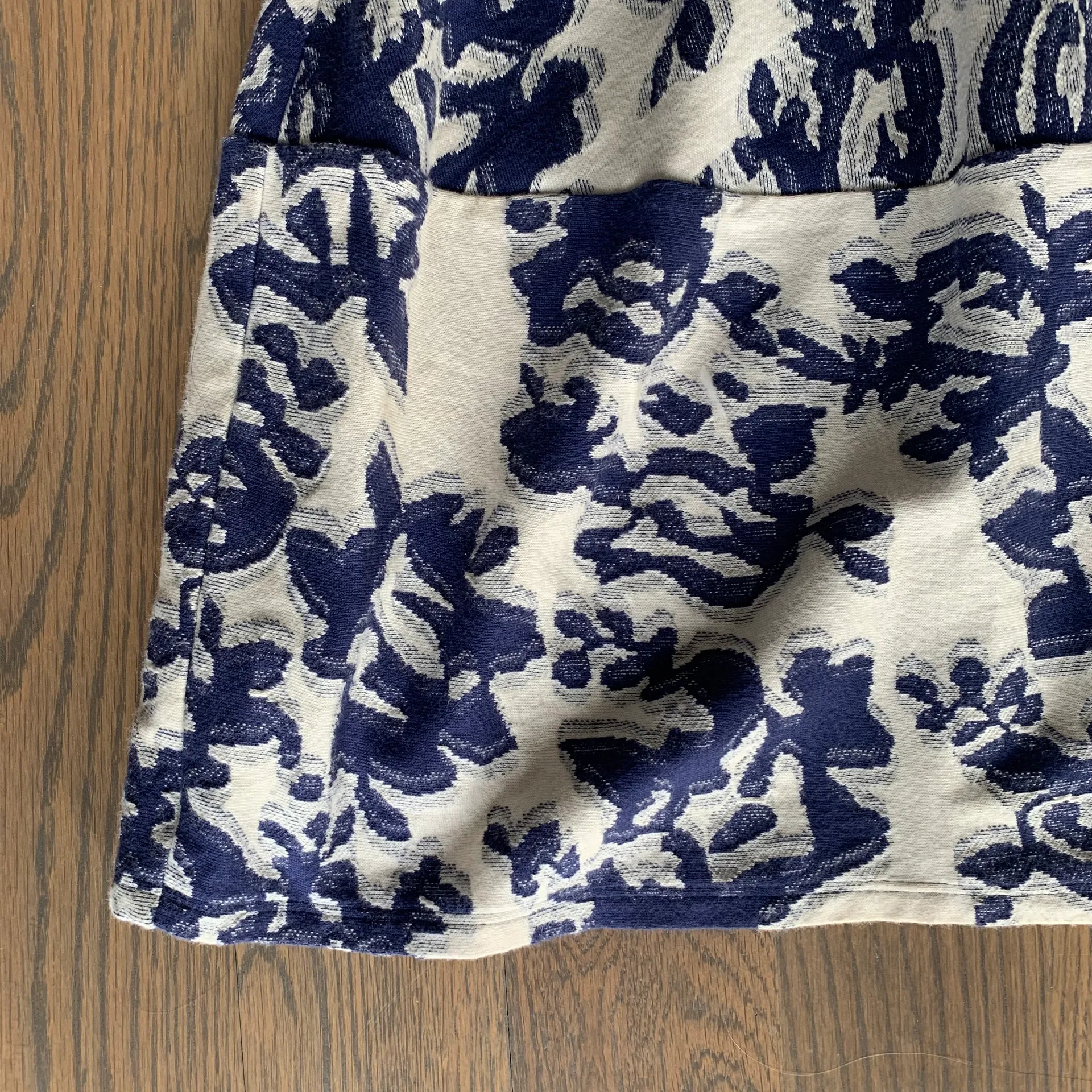 BCBGMAXAZRIA Cassandra Embroidered Knit Sleeveless A-line Dress Cobalt Size XS - Image 3