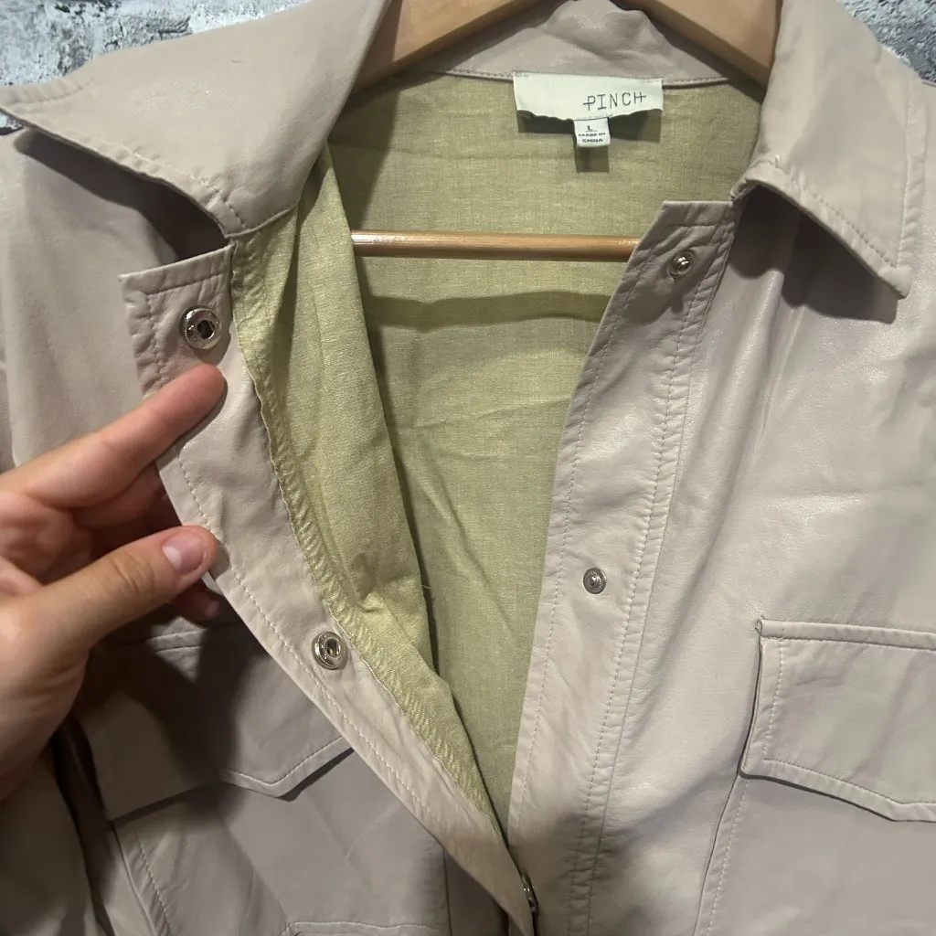 EUC Pinch Tan Long Sleeve Snap Fall Jacket Size Large - Image 4