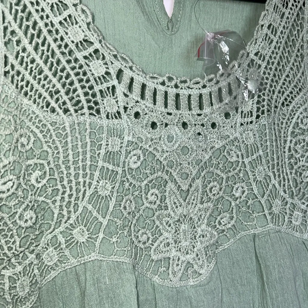 NWOT Sweet Wanderer Lace Flowy Tank - Image 3