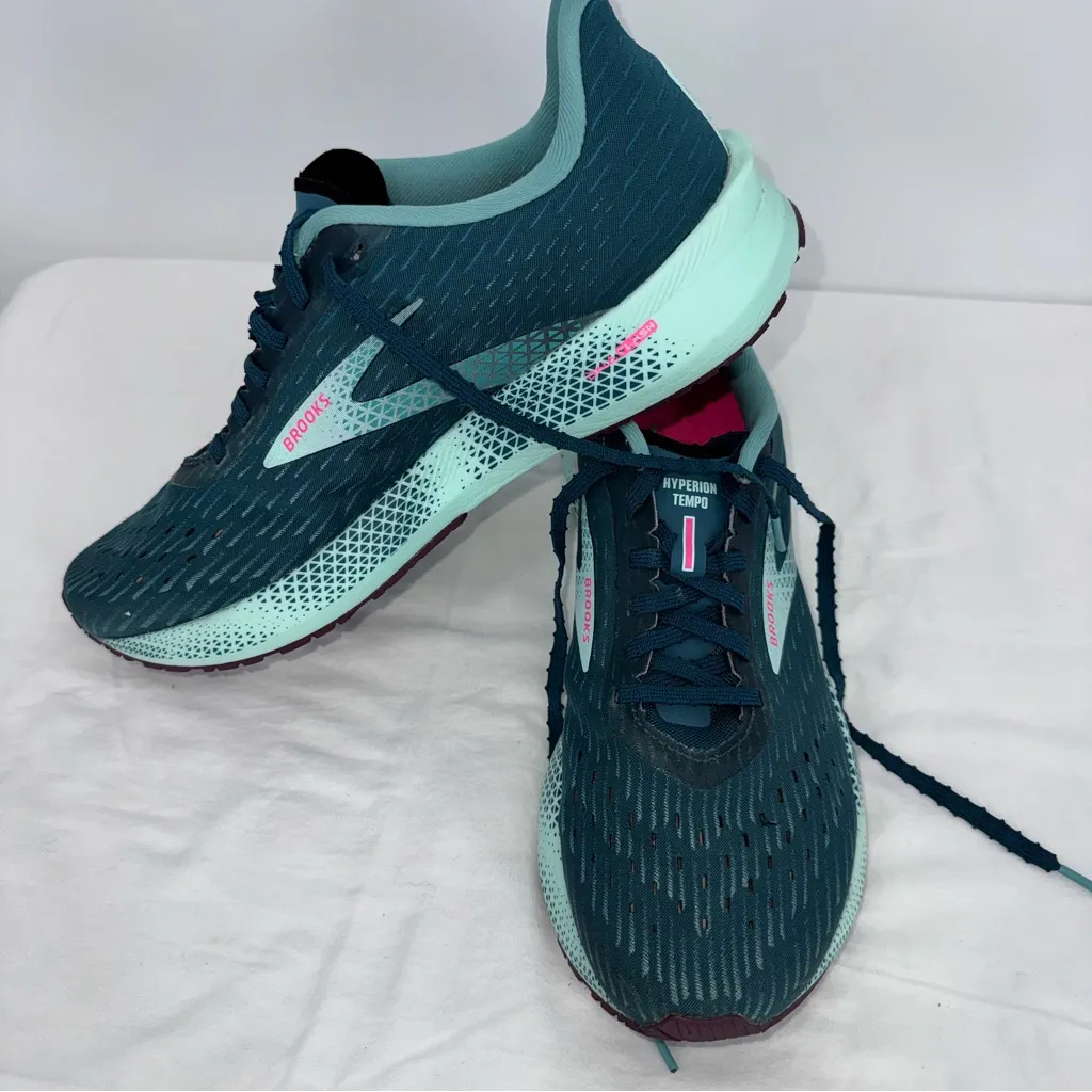 Brooks Hyperion Tempo Shoes - Teal and Pink - Womens Size 11 (EUR43) - Image 2