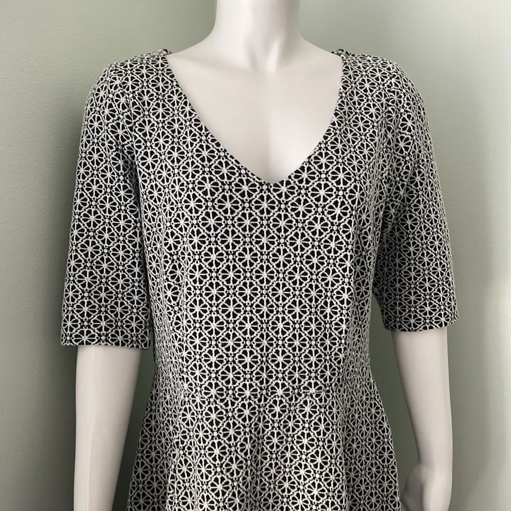 Boden Annabel Black & White Dress size 12 - Image 2