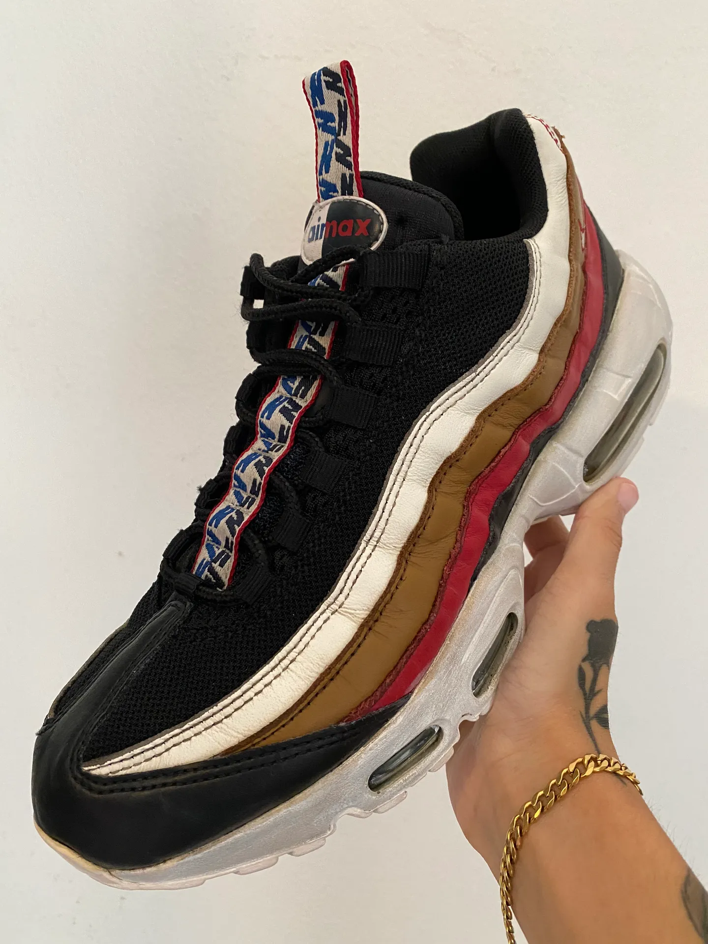 nike 95 pull tab
