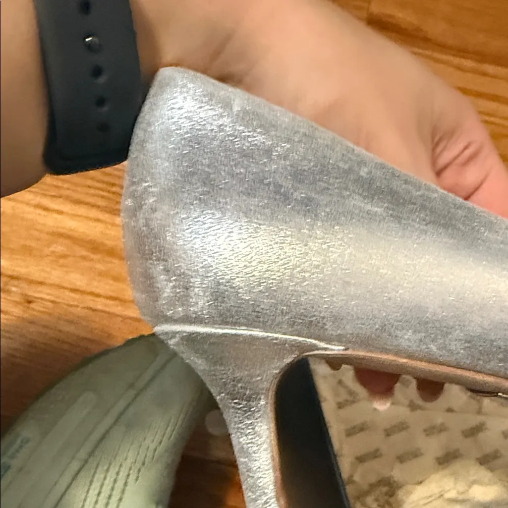 Badgley Mischka Glittering Silver Heels - Image 7