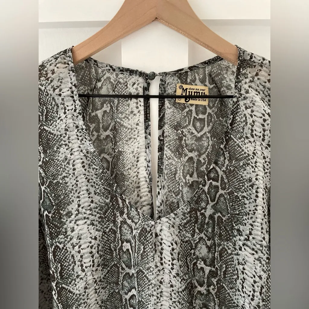 SHOW ME YOUR MUMU Snake Print Sheer Overlay High Low V-Neck Blouse Size M - Image 4