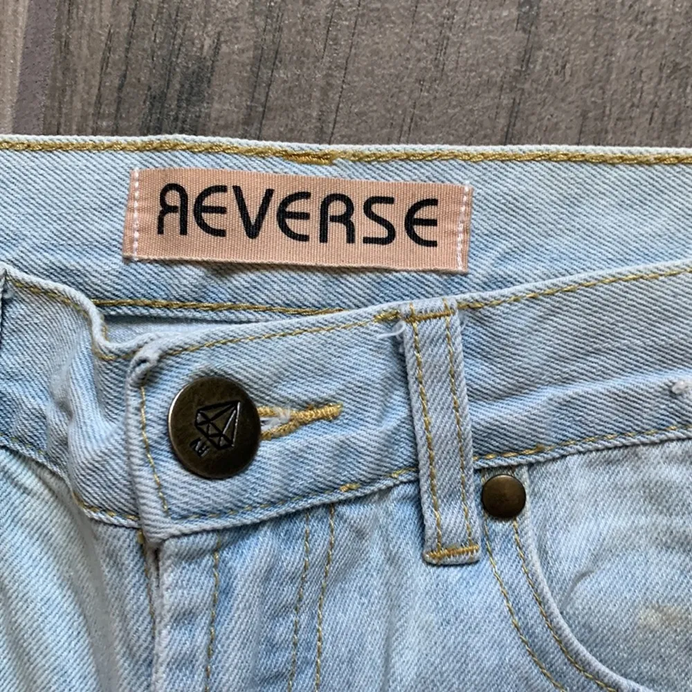 Reverse  distressed denim jeans - Image 3
