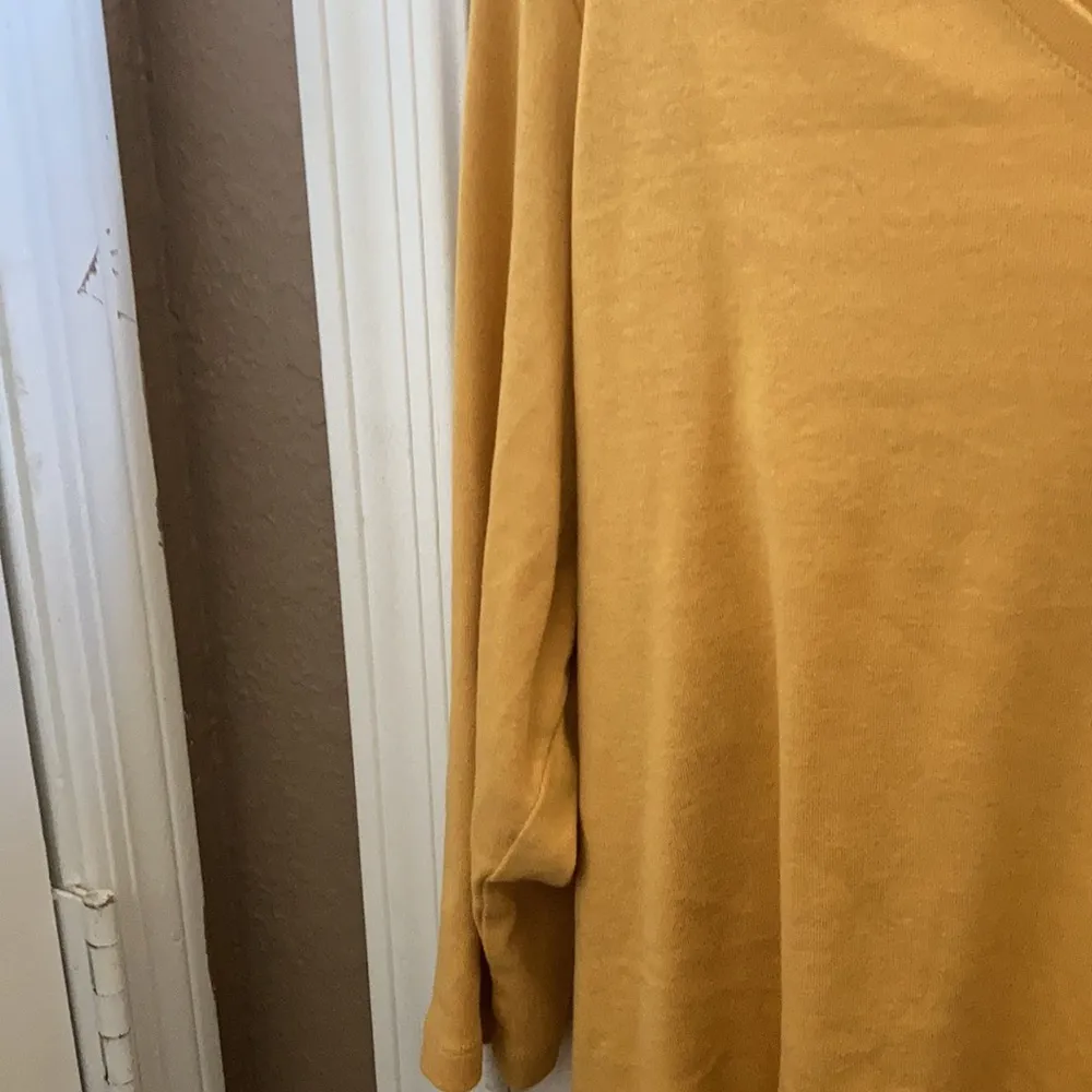 FINAL MARKDOWN Ladies St. John’s bay tee 1x - Image 2